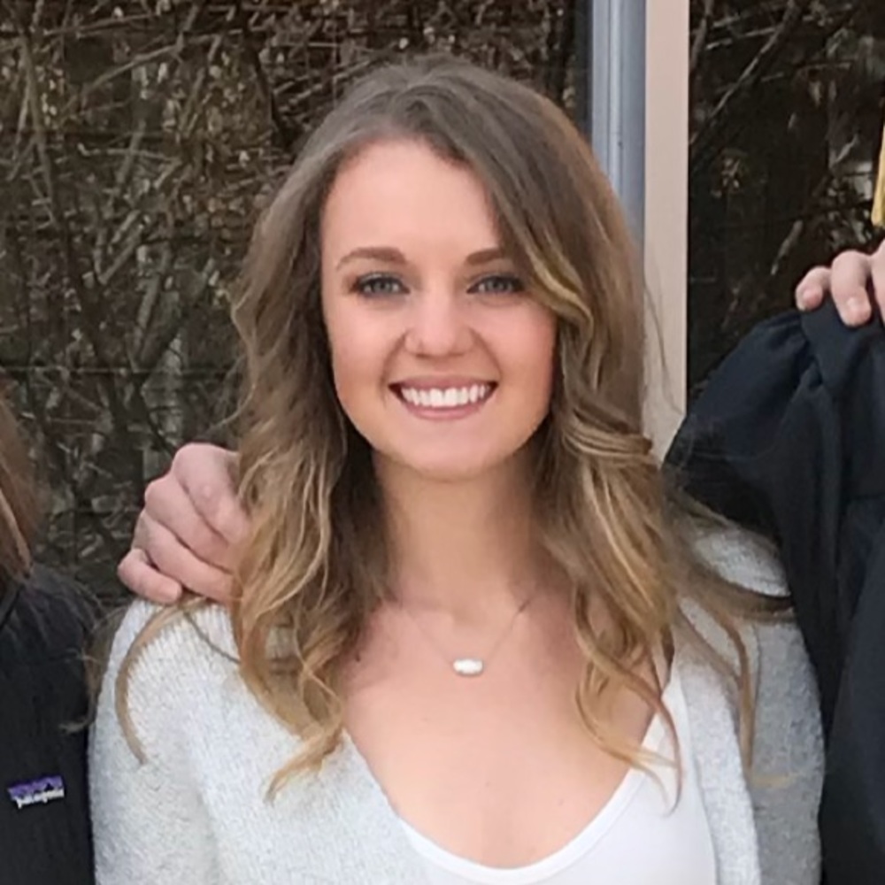 Meet your Posher, Aly